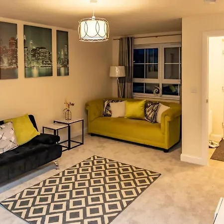 Cozy 3 Bed Sasha House In Beeston Nottingham Villa Exterior photo