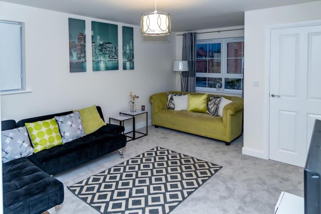Holiday home Cozy 3 Bed Sasha House In Beeston Nottingham