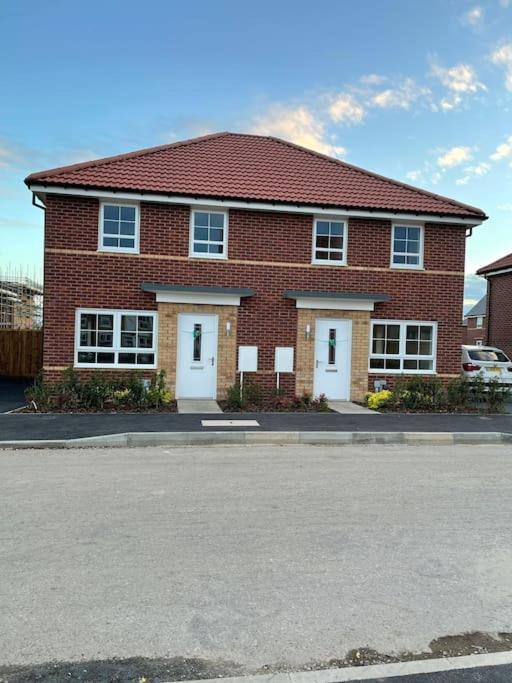 Cozy 3 Bed Sasha House In Beeston *
