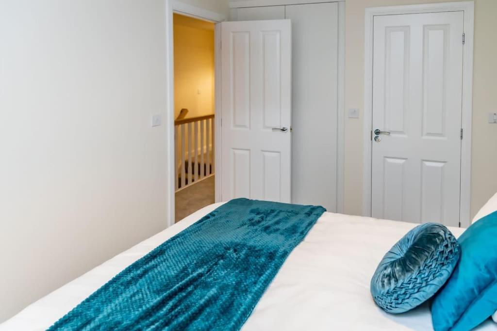 Cozy 3 Bed Sasha House In Beeston Nottingham
